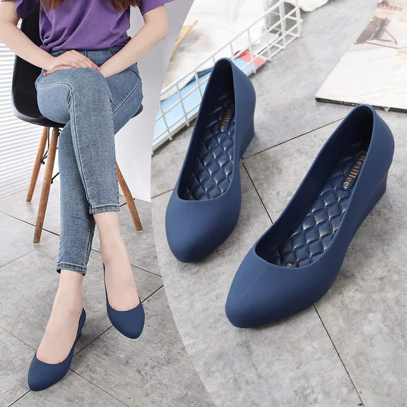 Women'S Shoes Water Resistant - حذاء نسائي من Resillee باللون الأزرق