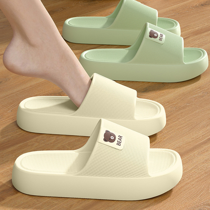 شباشب نسائية بتصميم دب لطيف، ب - مراجعة Mule Slip On وسعره