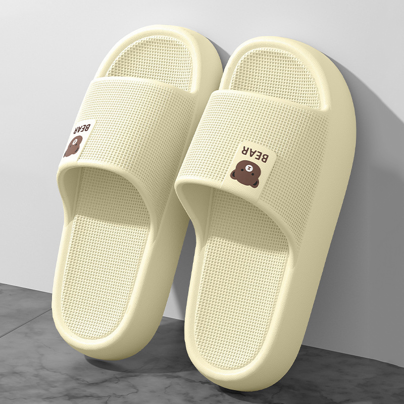 شباشب نسائية بتصميم دب لطيف، ب - مراجعة Mule Slip On وسعره