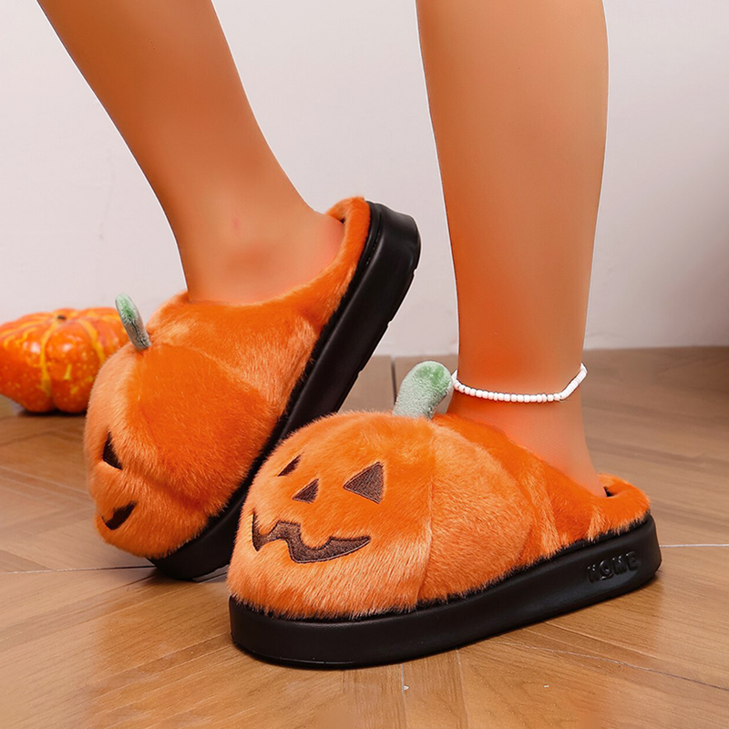 شباشب قطيفة ثلاثية الأبعاد على - مراجعة Mule Slip On وسعره