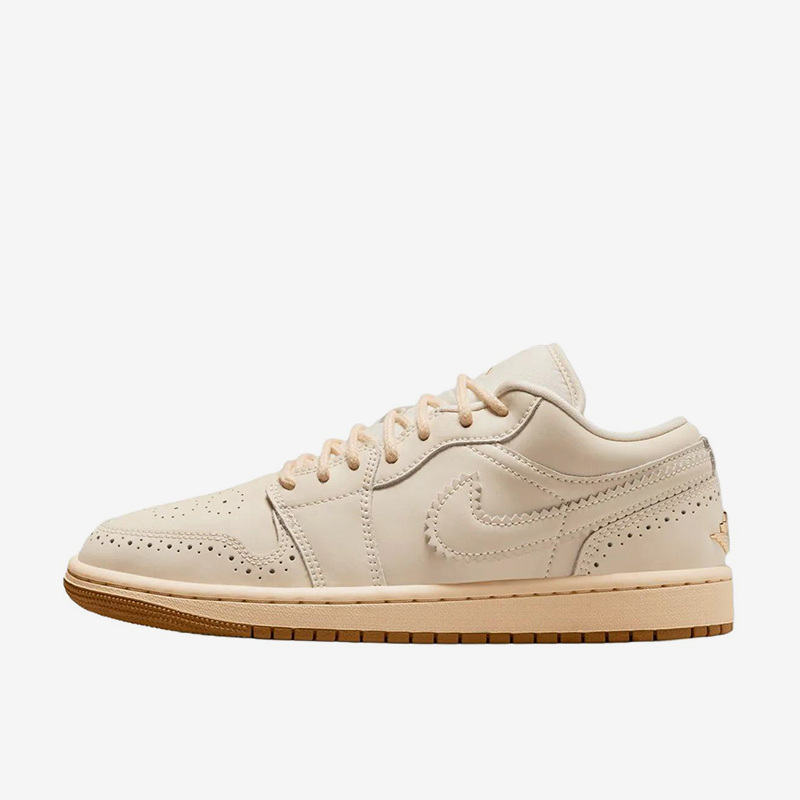 حذاء كرة السلة الأصلي للسيدات  - مراجعة Women'S Shoes Nike Jordan وسعره