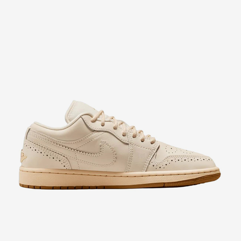 حذاء كرة السلة الأصلي للسيدات  - مراجعة Women'S Shoes Nike Jordan وسعره