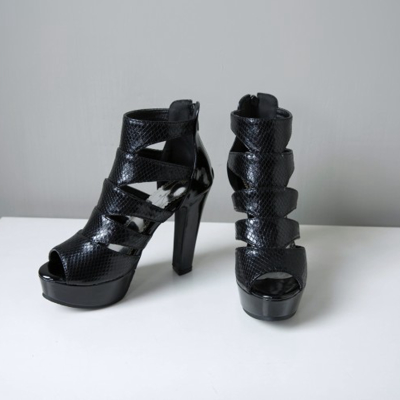 كعب مكتنز مكتنز من طرف القط زق - مراجعة Peep Toe Heels وسعره