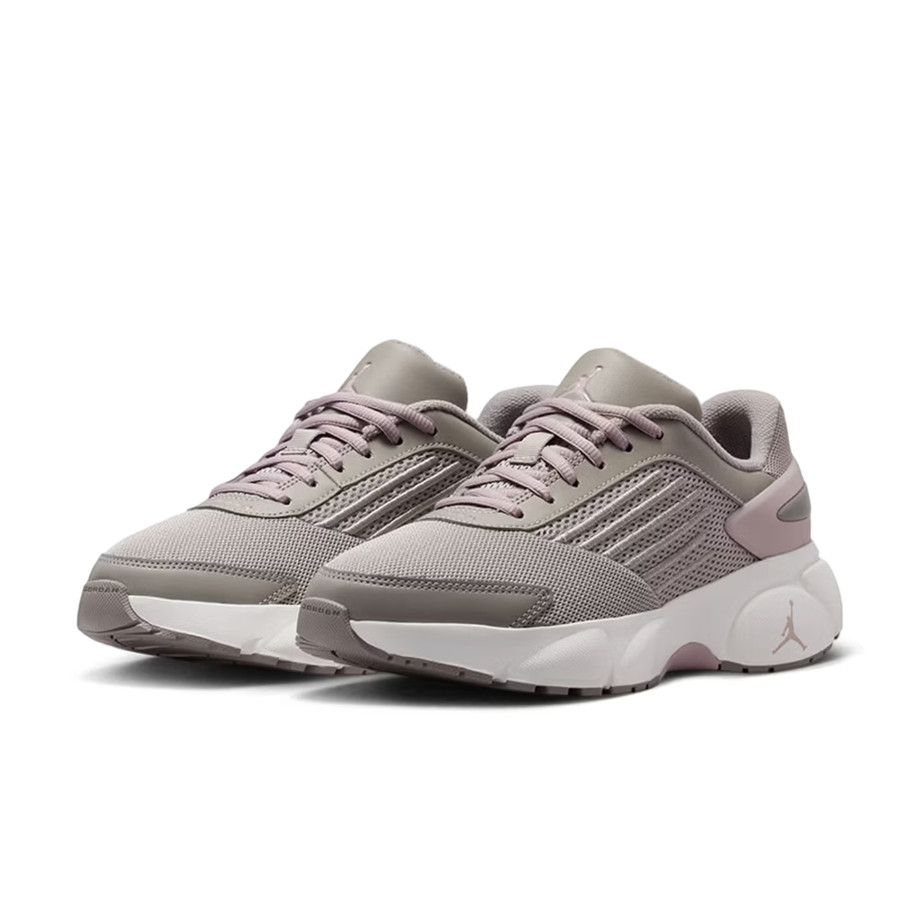 حذاء نايك جوردان ترونر فلو: حذ - مراجعة Women'S Shoes Nike Jordan وسعره