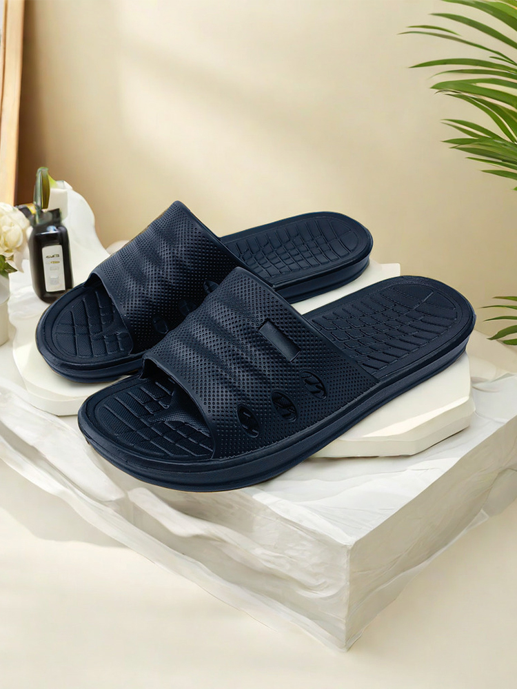 شباشب رجالية ونسائية ناعمة من  - مراجعة Mule Slip On وسعره